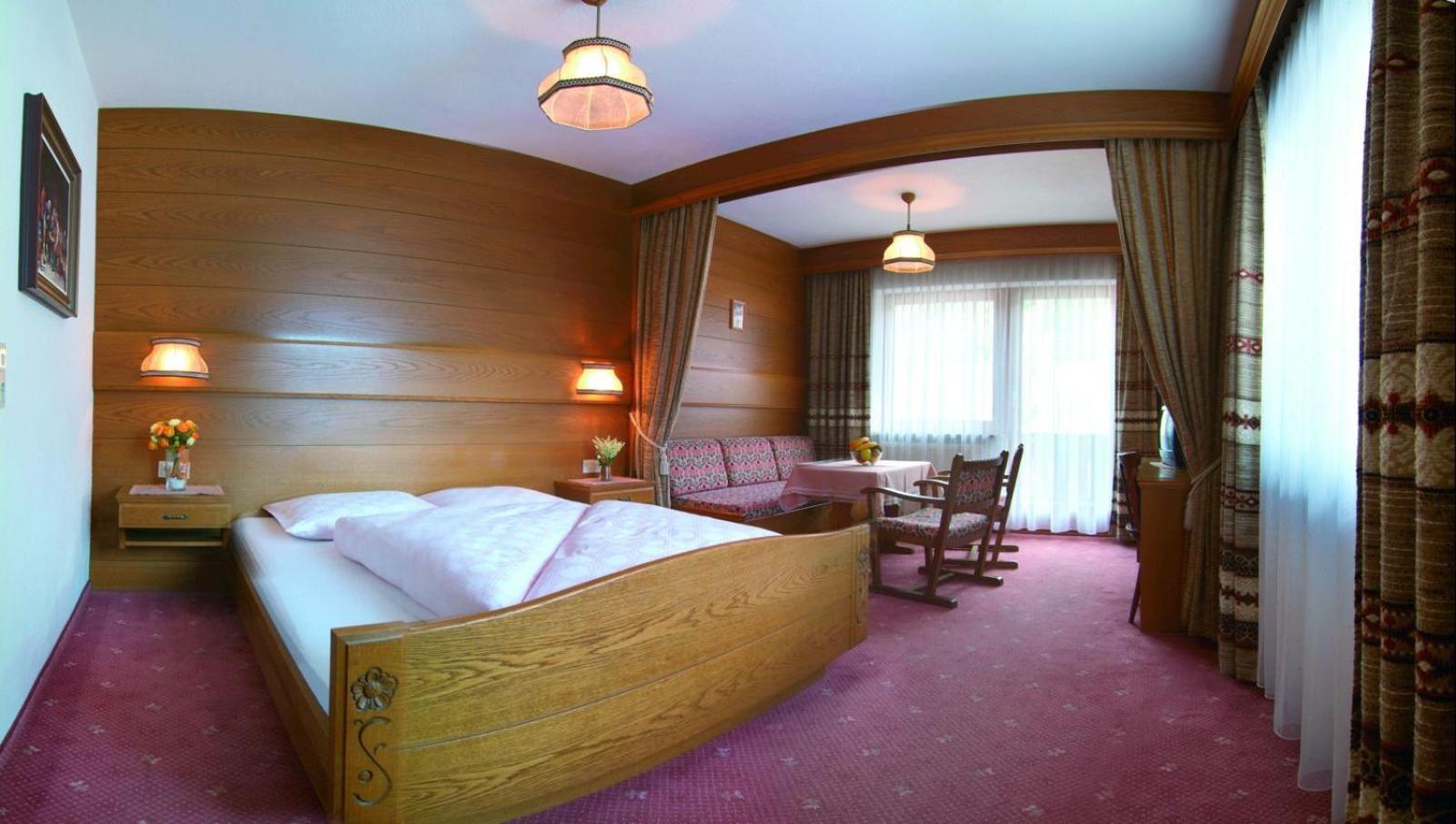 Hotel Garni Val-Sinestra Ischgl Exteriör bild
